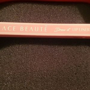 Ace Beaute lip liners